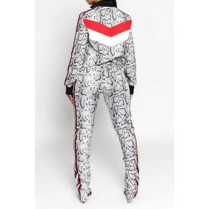 ultrachicfashion.com Jackets & Coats - Snakeskin Pants Set ultrachicfashion.com Jackets & Coats - Snakeskin Pants Set